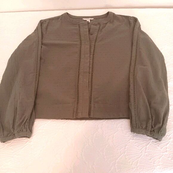 LL Bean Women’s Olive Green Dobby Dot Blouse Sz M 100% Cotton Long Sleeves - Picture 1 of 13